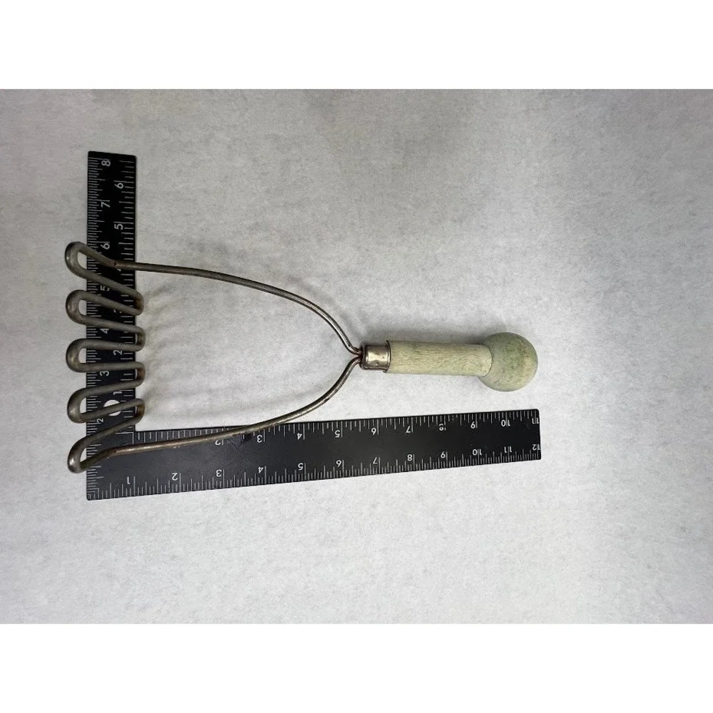 Vintage Potato Masher Zig Zag Wire Green Wood Handle Antique Kitchen Tool